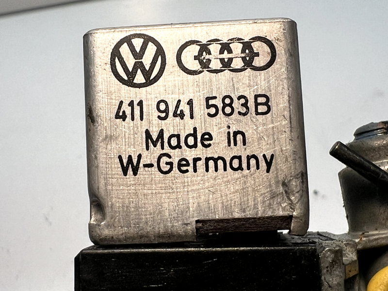 OEM 1988-1993 Volkswagen Audi B3 B4 Coupe Sun Roof Motor 811877795 C3-37