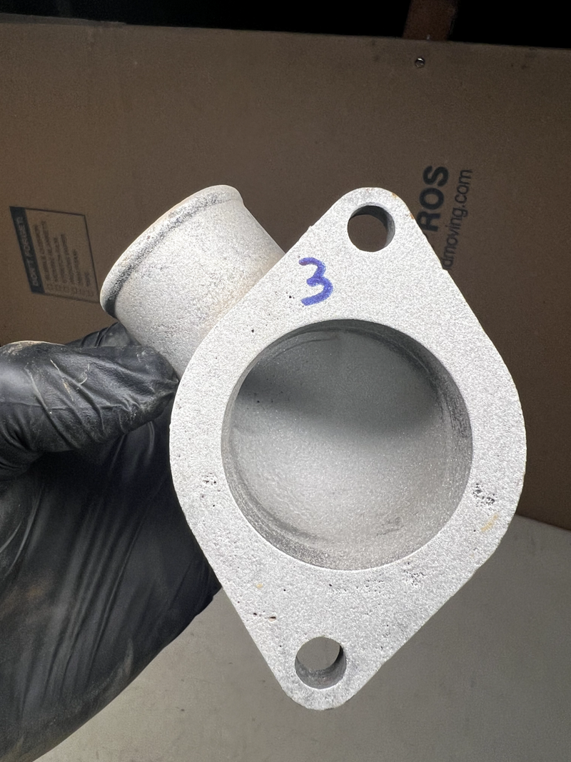 GM Thermostat Housing Coolant Flange Cavalier Carlton Manta Ascona 8930322 B20-3