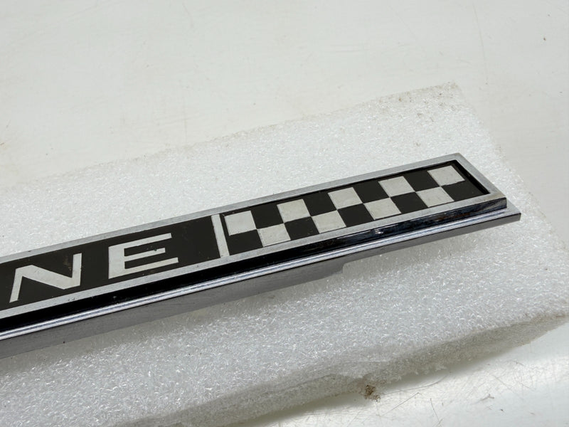 OEM 1967 Mercury Cyclone Fender Emblem C7GB-16B114-5-A E9-89