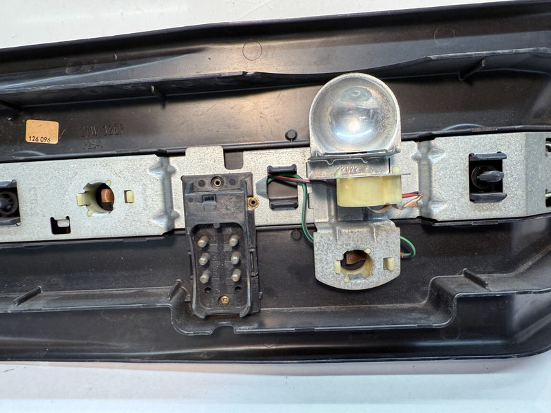 OEM 1981 - 1991 Mercedes W126 C126 Rear Right Tail Light Lamp Back Housing C13-4