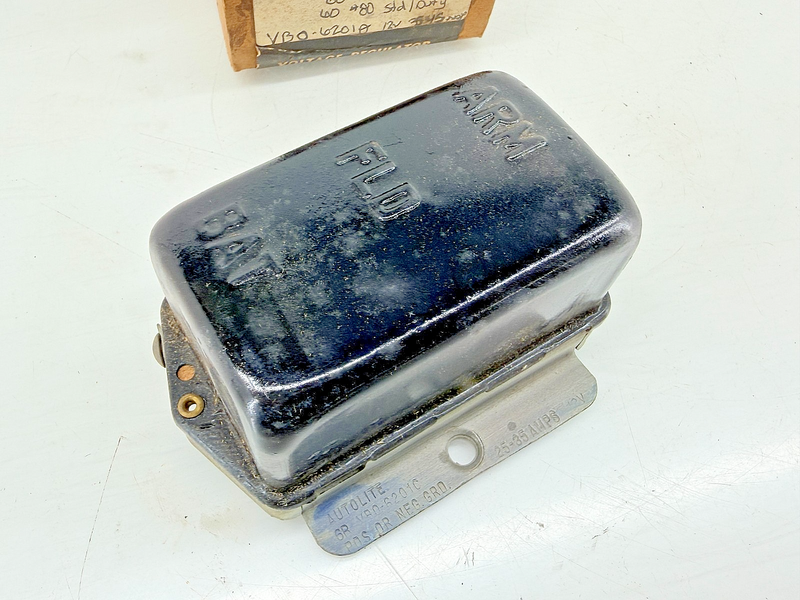 (1) NOS 1960 1961 AMC RAMBLER STUDEBAKER VOLTAGE REGULATOR 12V VR620 C74-9