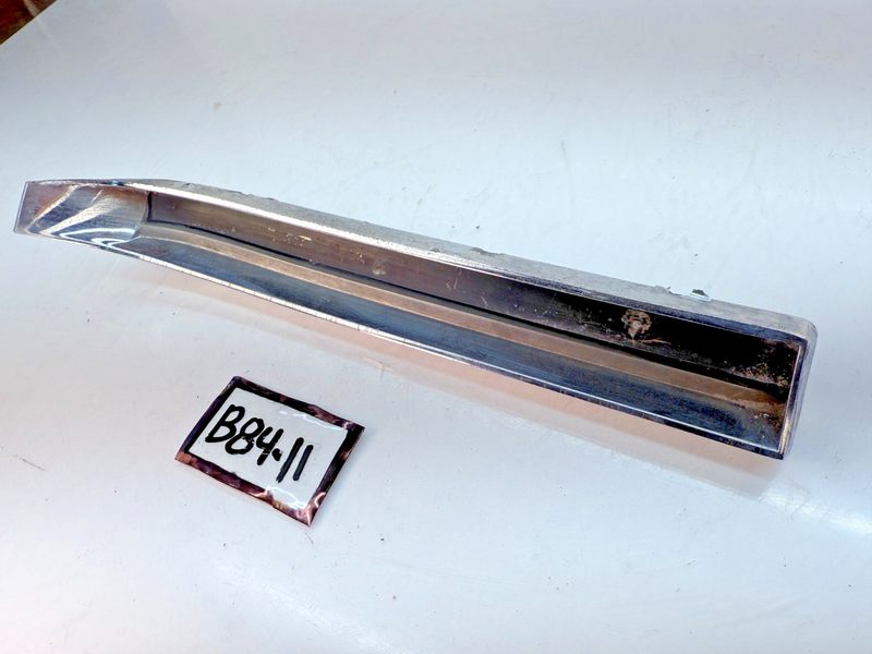 OEM 1968 - 1972 C3 Corvette RH Hood Insert Grill Molding Louver Trim 1969 B84-11