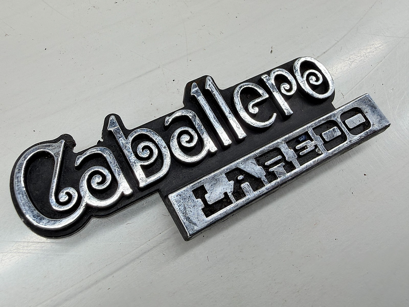 OEM 1978 - 1980 GMC Caballero Laredo Emblem 14003700 MDC E9-40