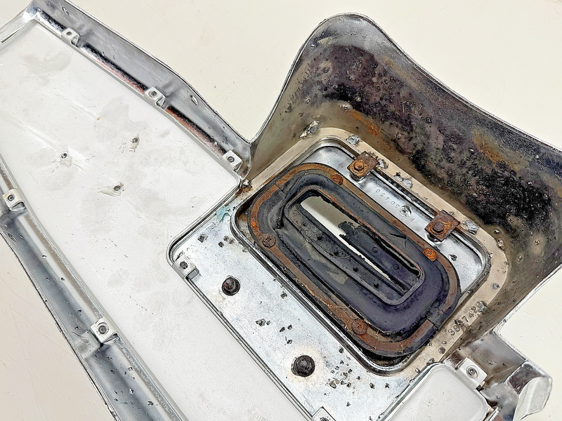 Vintage 1963 Chevy Impala SS Automatic Center SHIFTER Console Chrome 3827422 C36