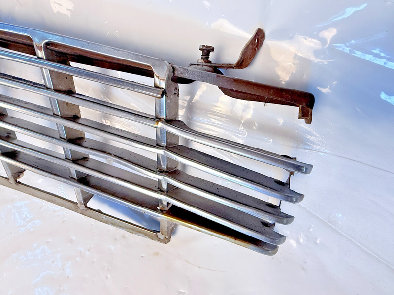 OEM 1956 Chevrolet Belair 150 210 Grill GM Tri-Five Grille Trim U5B-28