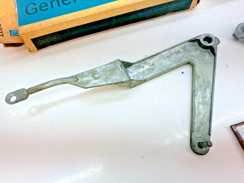 NOS Delco Harrison 1955 - 56 Chevy Bel Air Pair Heater Lever Temp Control B72-7