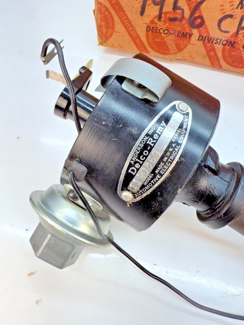 NOS 1958 1959 1960 1961 CHEVROLET CORVETTE DISTRIBUTOR Delco Remy 1110869 B72-16