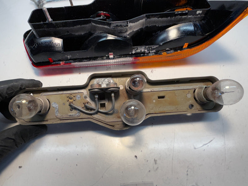 Genuine Mercedes W113 Pagoda 1968-71 Left Tail Light Complete 68 69 70 71 C8-21