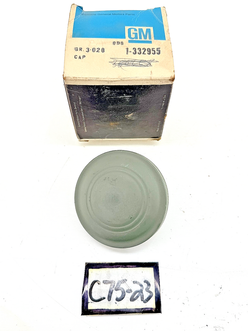 NOS 1972 - 1978 Chevrolet GMC Truck GM Matte-Gray Primer Gas Cap 332955 C75-23