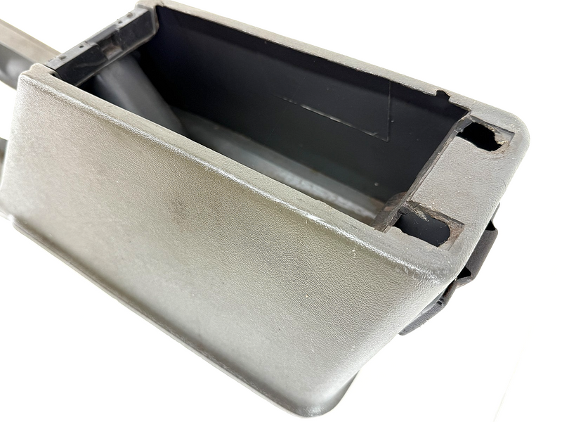 OEM 1979 - 1986 FORD MUSTANG CENTER CONSOLE AND INFORMATION CENTER CLOCK ARMREST