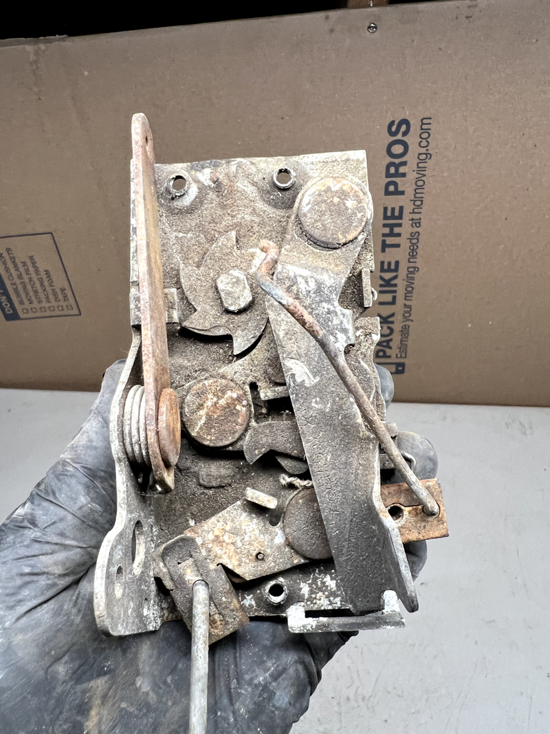 1965-66 Plymouth Barracuda Passenger Door Latch Assembly B20-1