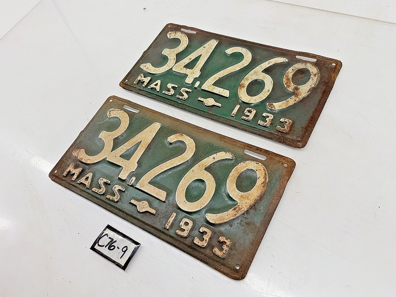 Orig. Paint PAIR 1933 34269 Massachusetts License Plate Sign MA 34.269 C76-9