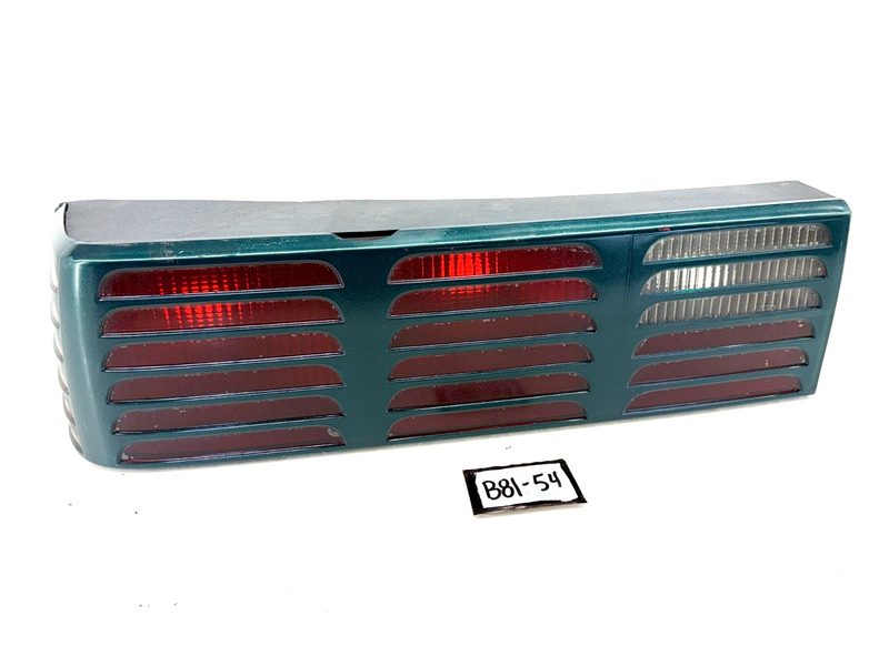 OEM 1987 - 1993 Mustang Foxbody Gt LH Red Tail Light Assembly E3ZB-13441-AC B81