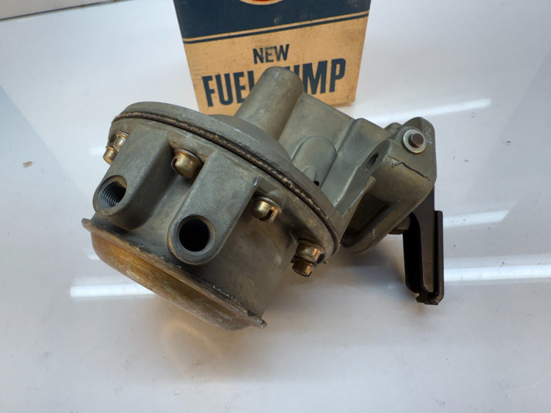 NOS 1963-65 Chevrolet GMC Truck Fuel Pump AC 40253 6Cyl 292 CI 63 64 65 C18-11