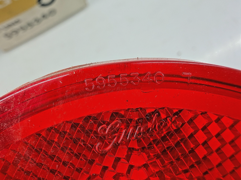 NOS 1964 Chevrolet Biscayne Tail Light Lens Pair SAE STDB 64 5955340 C71-2