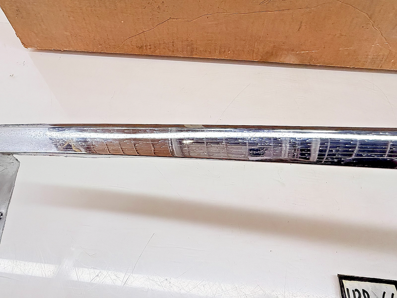 NOS 1984 - 1987 1988 1989 Buick LeSabre Wagon Front GRILLE Moulding GM 25512078