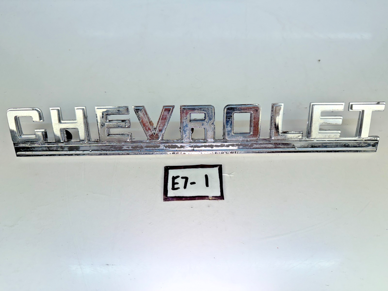 OEM 1973 - 1992 Chevrolet Chevy G10 G20 Suburban Rear Door Emblem 1405225 E7-1