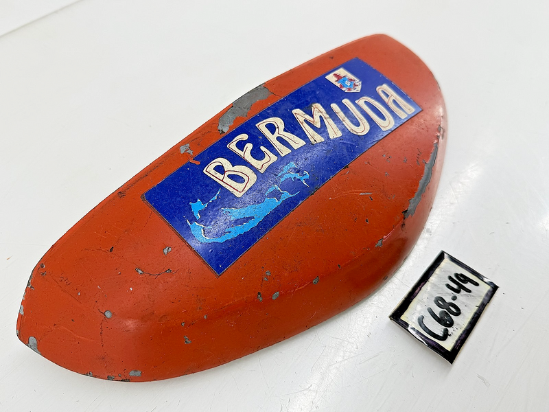 OEM 1968 - 1979 VW Beetle Bug Deck Lid License Plate Light Housing C68-49