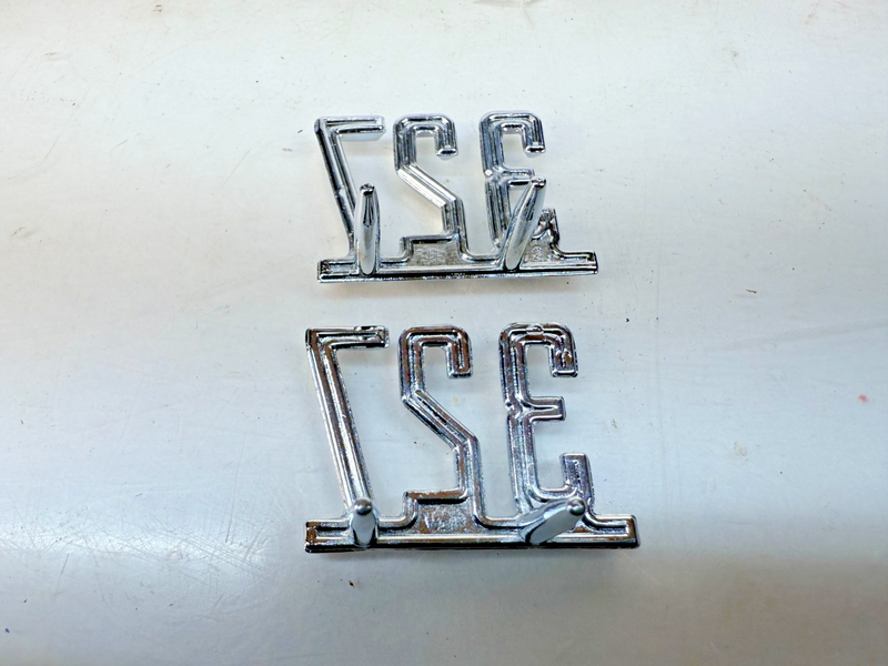 OEM GM 327 PAIR Front Fender Emblem 1965 - 1967 GM Chevrolet GM 3865834 E8-4
