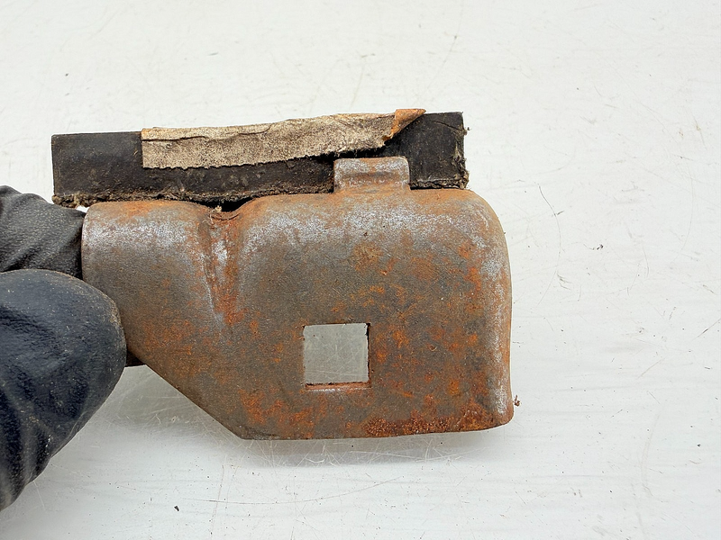 NOS 1960 FORD FALCON FAIRLANE MUSTANG SHELBY CLUTCH PEDAL BUMPER C2OZ-7A530-A