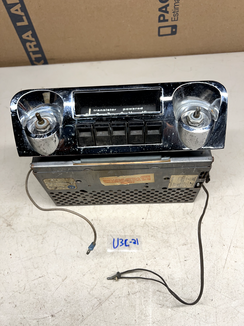 1959-1960 CHEVROLET IMPALA BEL AIR BISCAYNE MOTOROLA AM RADIO Bezel 59 60 B21