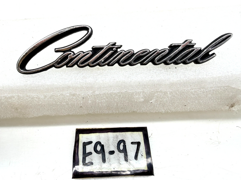 OEM 1972 - 1975  Lincoln Continental Headlight Door Emblem D2LB-13A171-AA E9-97