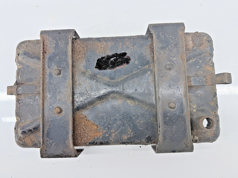 Original Willys Jeep M38 M38A1 Battery Tray G740 G758 677787 C49-5