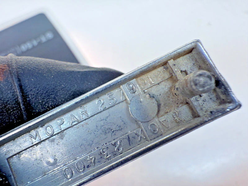 OEM 1966 1967 1968 Plymouth Barracuda Satellite V8 V Eight Fender Emblem E7-18