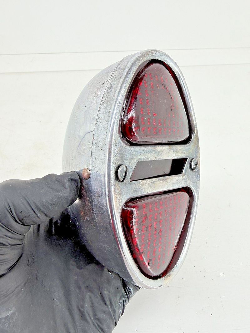 Original 1931 - 1937  Chevrolet Chevy Truck Taillight CHEVLITE GLIDE C37-54
