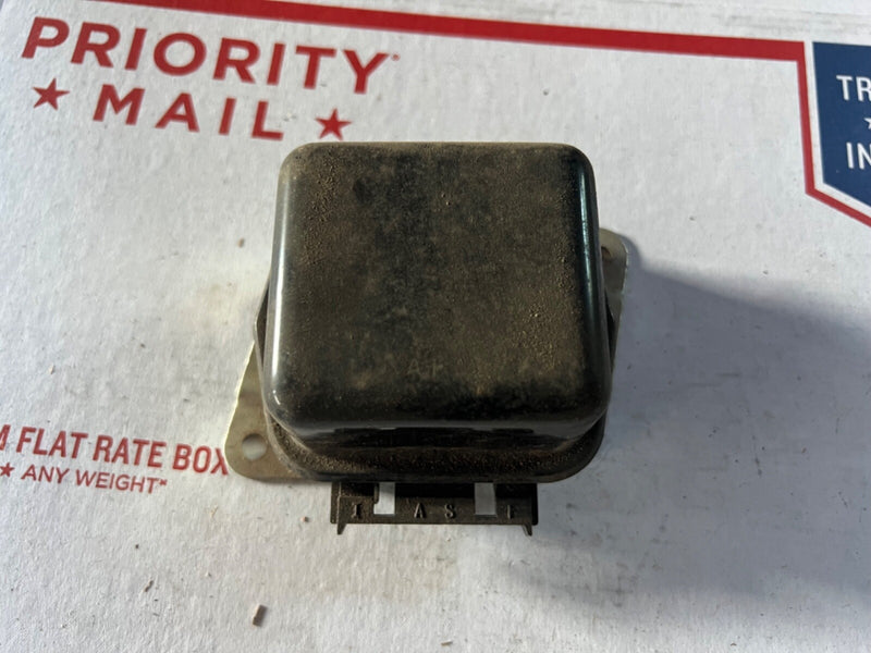Ford Voltage Regulator VR 151 / RN 125