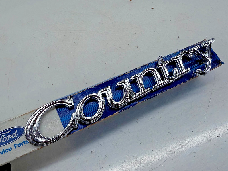 NOS 1973 Ford Country Body Emblem Badge D3AB-71291A36-AA C56-18