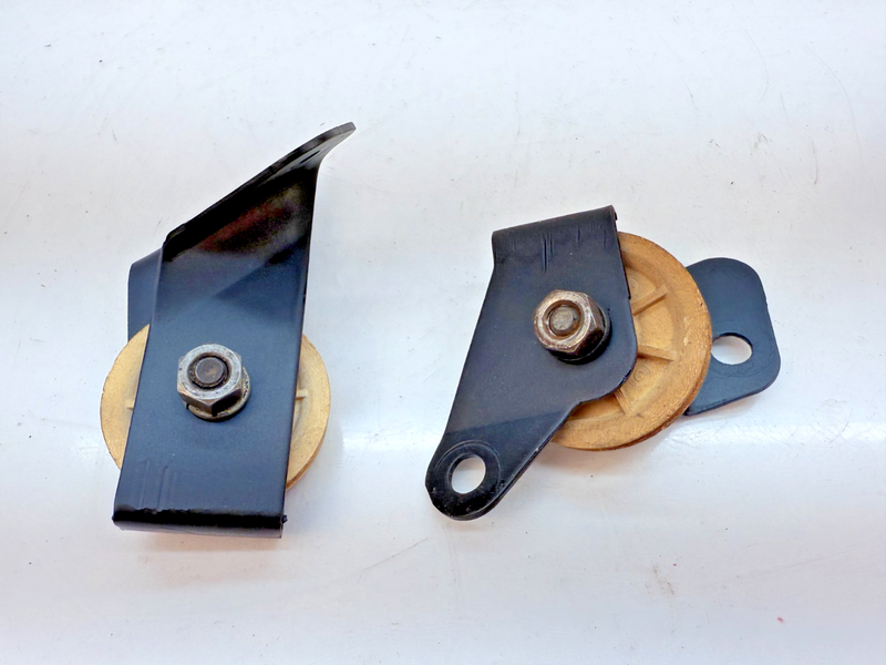 OEM 1959 1960 CHEVROLET Impala Set BRAKE CABLE GUIDES Rollers B74-22