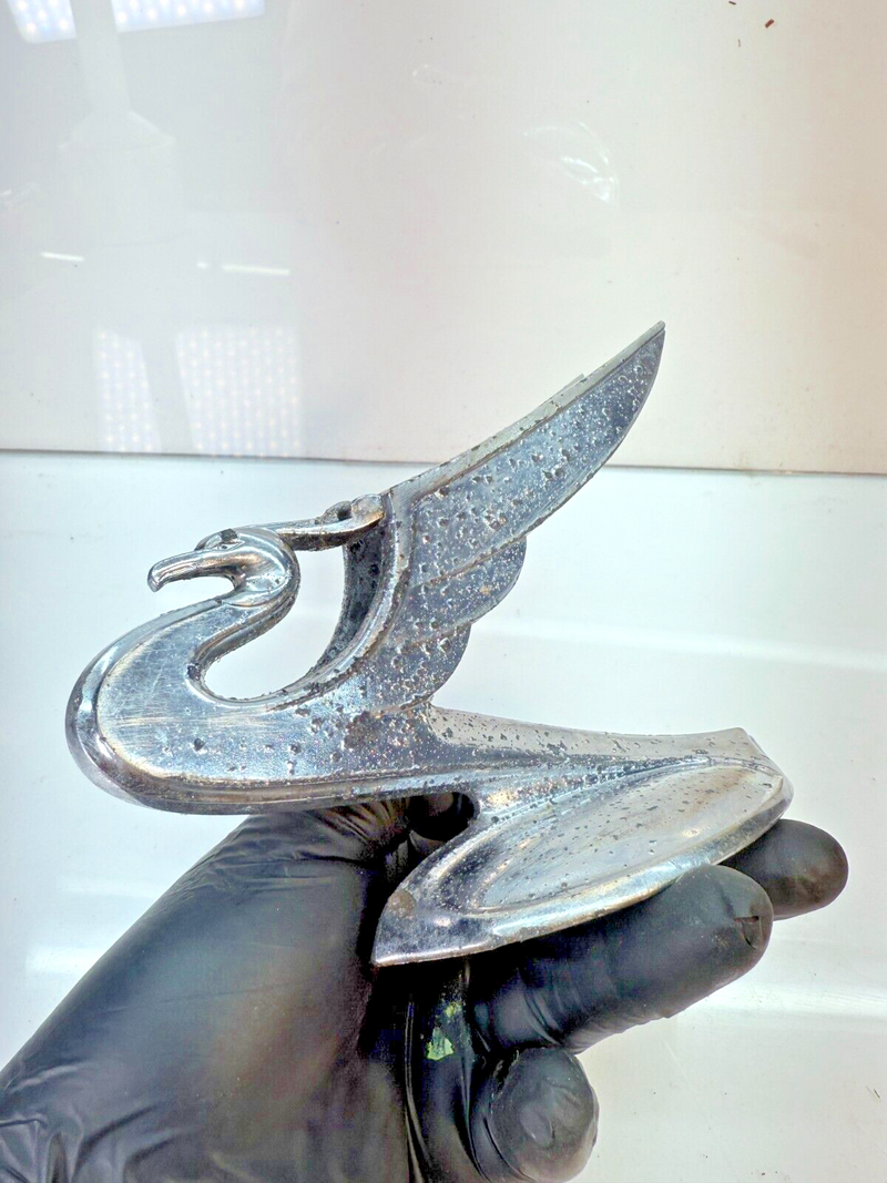 Vintage RARE OEM 1934 Chevrolet Phoenix Eagle Emblem Radiator Cap 34 C23-47