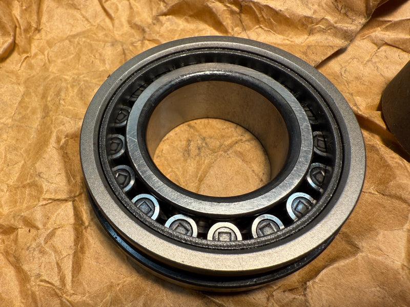 NOS OEM FORD TIMKEN WHEEL BEARING KIT D5AZ-1225-B C5-4