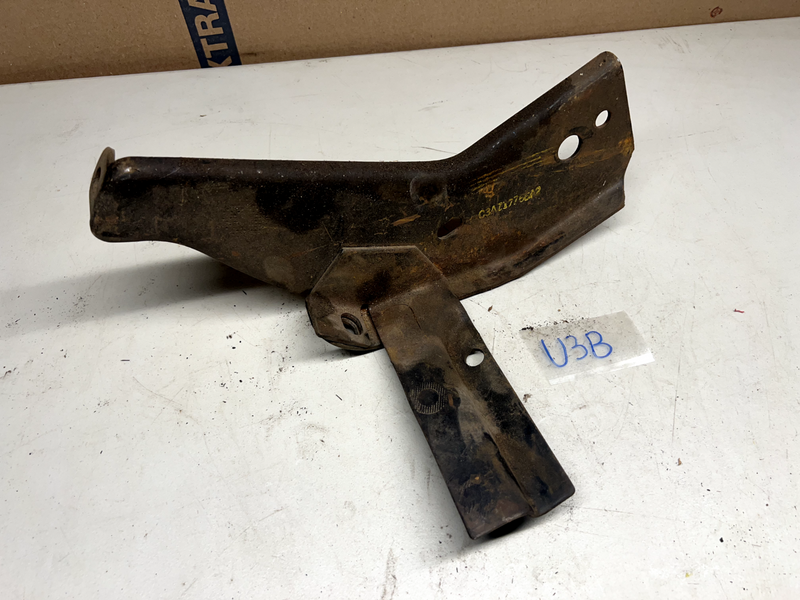 OEM 1963 Ford Galaxie 500 XL Squire FRONT BUMPER RH INNER MOUNTING BRACKET U3B
