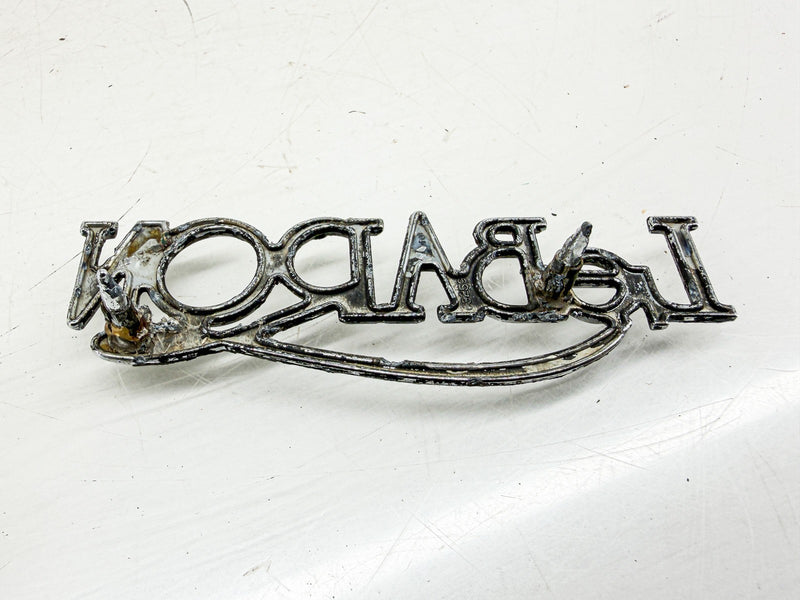 Vintage 1977 - 1979 CHRYSLER LeBARON SCRIPT EMBLEM 4017343 E10-74