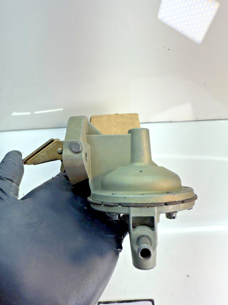 NORS 1969 - 1974 Ford Bronco 200 6cyl Fuel Pump 40690 69 70 71 72 73 74 F-98