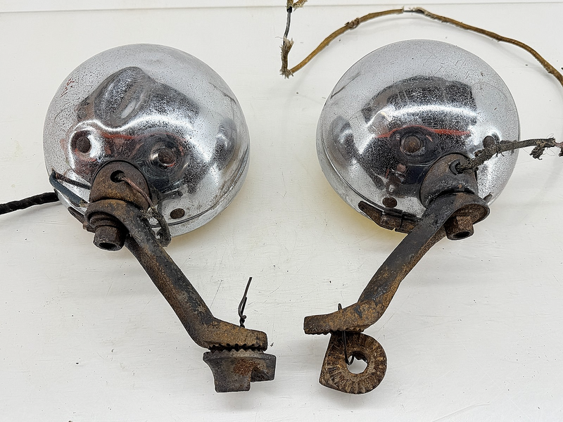 Original DIETZ N.Y. 510 FOG LIGHTS & Brackets MATCHING PAIR Ratrod Truck  C36-63