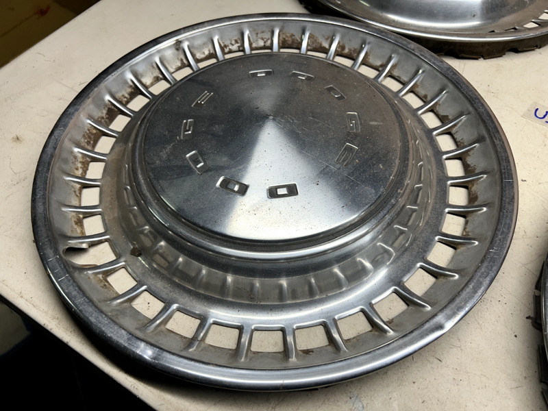 OEM 1972-76 Dodge Charger Van Challenger MOPAR Set 4 Hubcaps Good Shape U3B-11