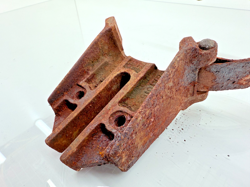 OEM 1949 - 1953 FORD Flathead V8 Generator Mounting Bracket 8BA 10153 C32-17