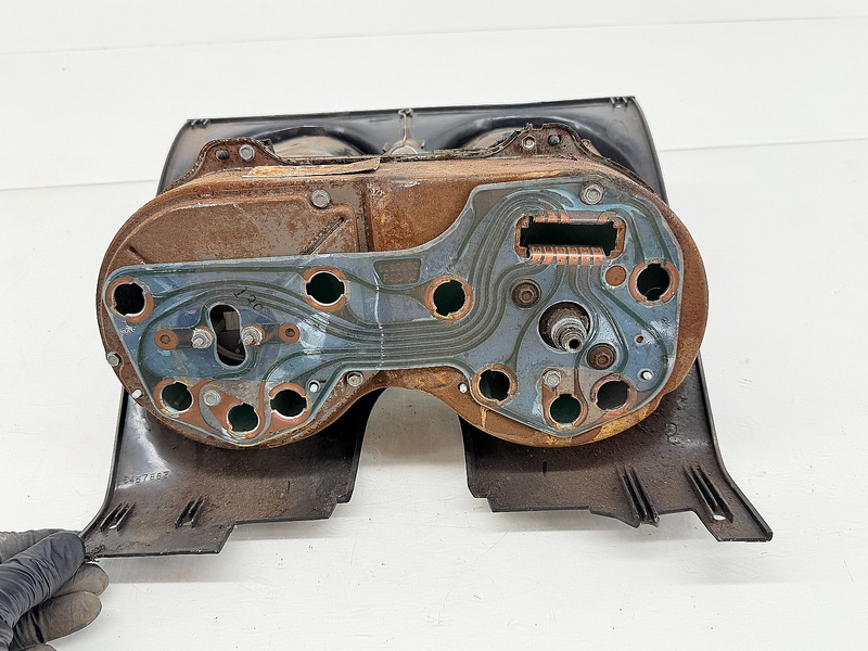 1967 1968 Camaro Firebird Fuel Gauge Cluster w/ 120 mph Speedometer 6457863 U3B