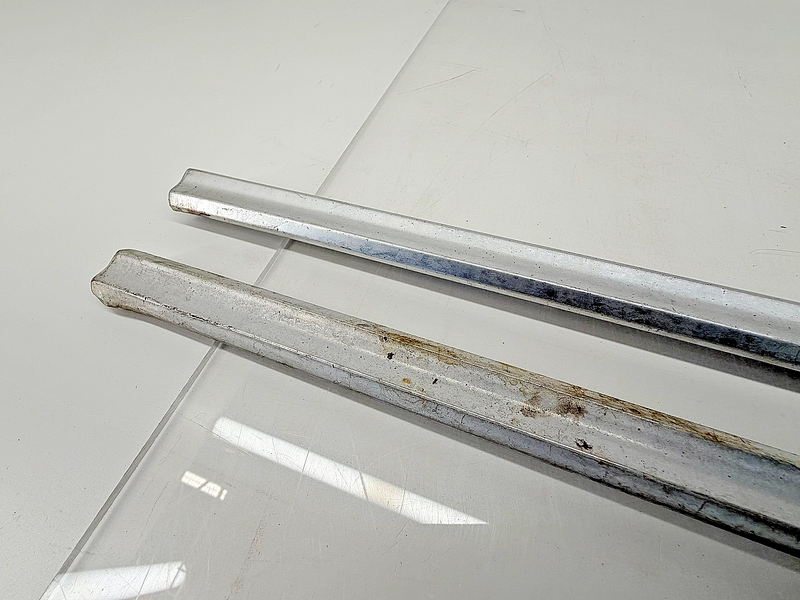 1965 Mercury Comet 202 404 PAIR Front Fender Body Trim Spear Moulding 65 S-120