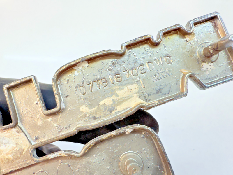 OEM 1973 -1979 F-150 CUSTOM Pair Front Fender Emblem Badge D7TB16702DWC B32-199