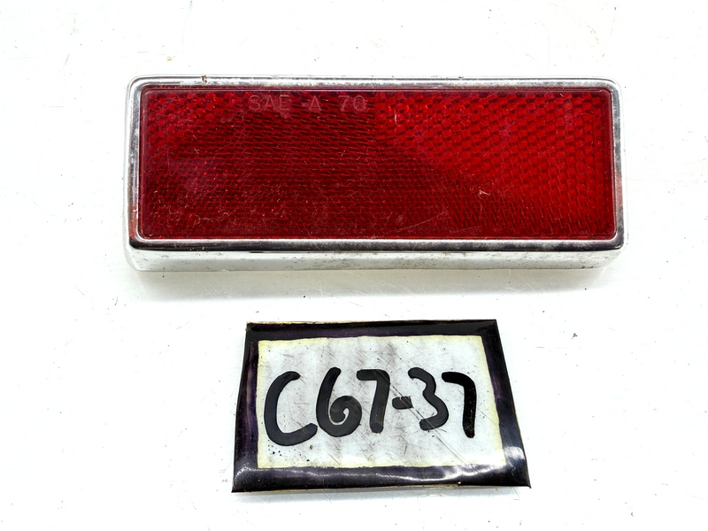 NOS 1969 1970 NOS Ford Rear RH Marker Light Reflector Lens SAE-A-70 C67-37