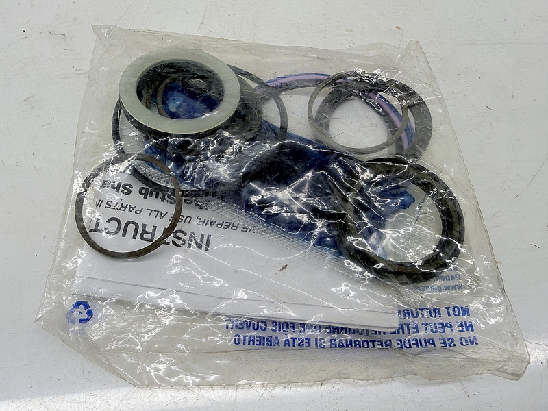 NOS Original GM 26062033 - SEAL KIT - General Motors C49-65