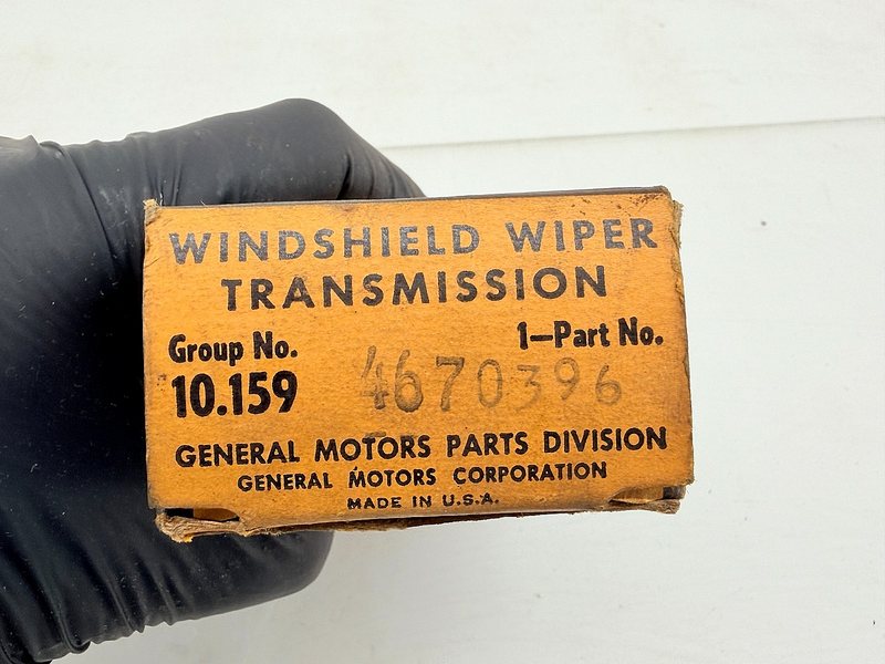 NOS 1955 1956 Chevrolet First Design RH Wiper Transmission GM 4670396 C71-54
