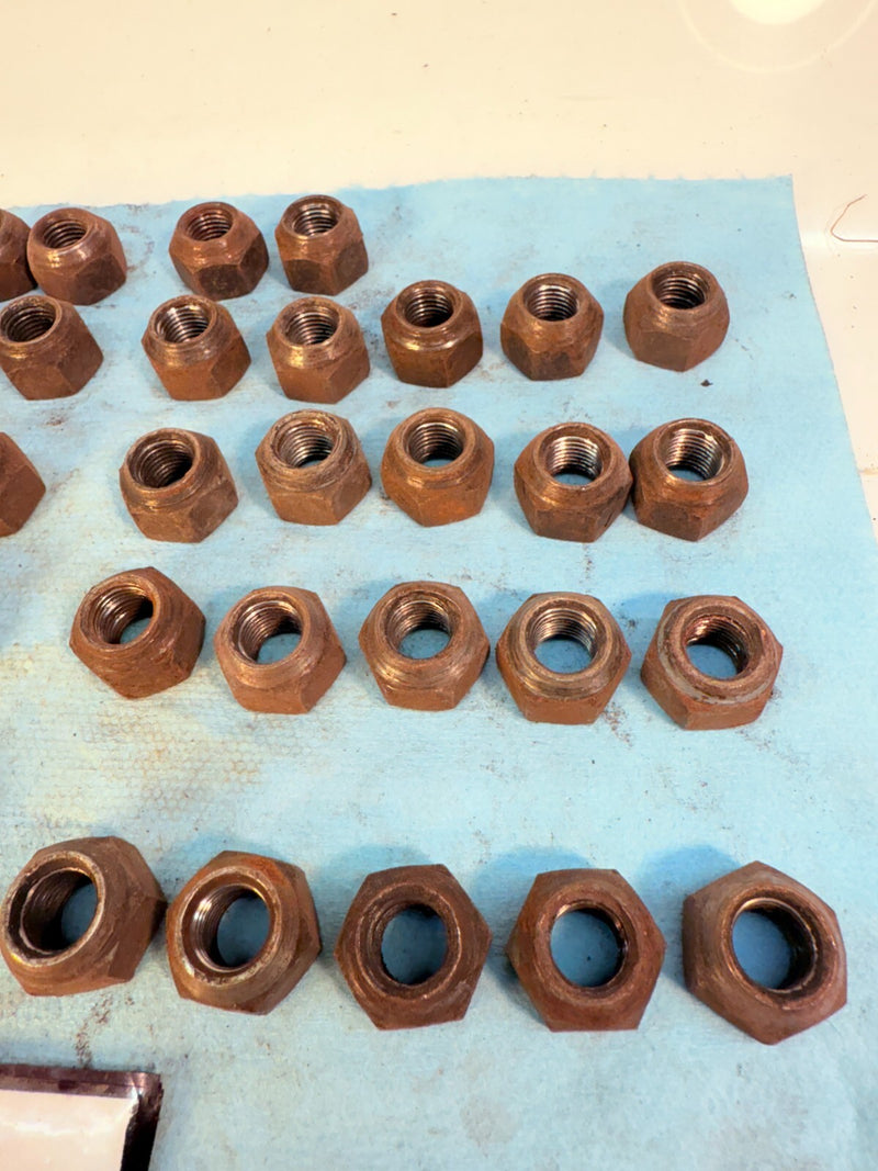 OEM 1959 1960 Chevy Impala Belair Bonneville Lug Nut Lot B60-66