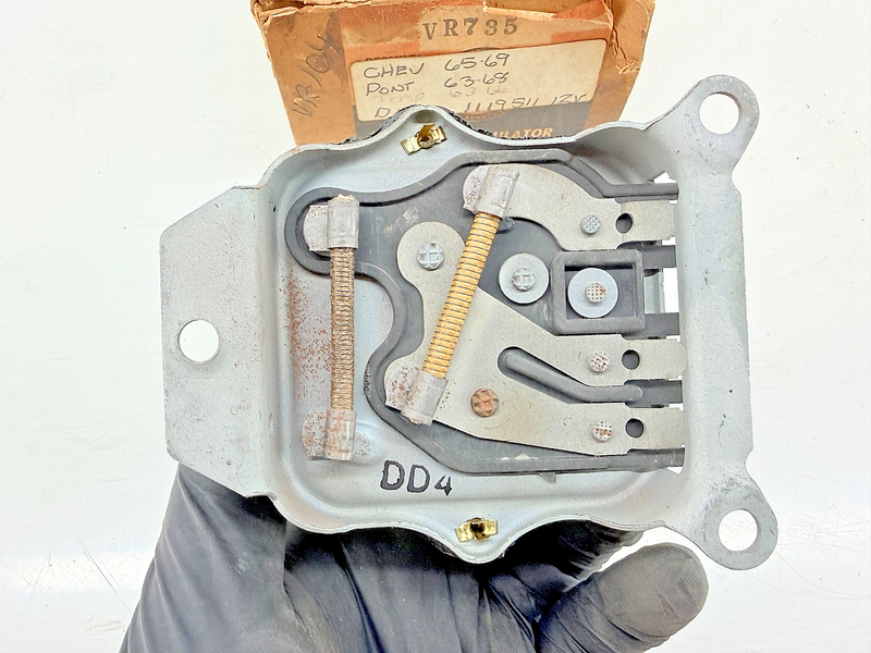 NOS 1963 - 1969 Chevrolet Pontiac Delco Voltage Regulator VR735 1119511 C74-10