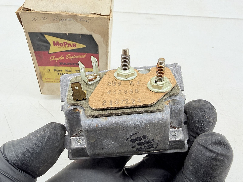 RARE NOS 1962 CHRYSLER IMPERIAL TEMPERATURE DASH GAUGE MOPAR 2291553 C77-19