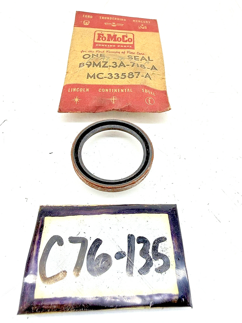 NOS 1959 1960 MERCURY EDSEL STEERING SECTOR SEAL B9MZ-3A718-A C76-135